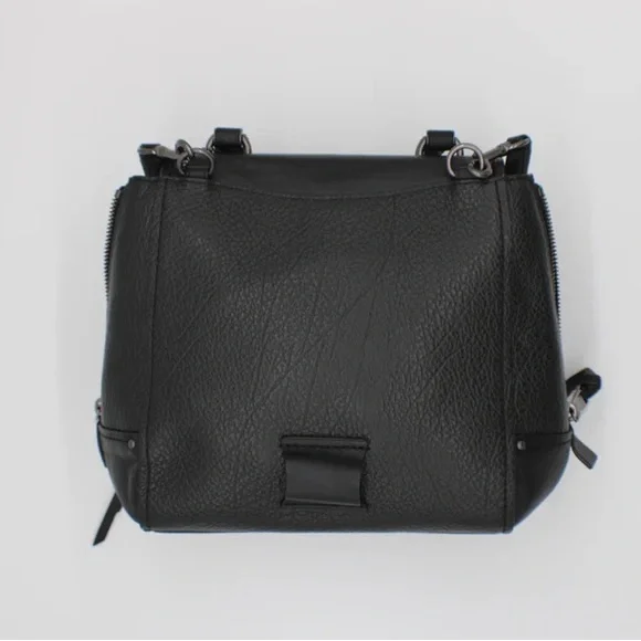 ๐ฃ COACH Faye ๐ฃ Mixed Materials Backpack in Black. - Picture 5 of 16